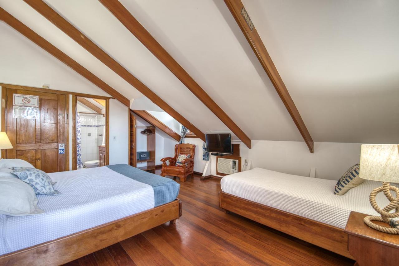 Hotel Бокас Екстер'єр фото